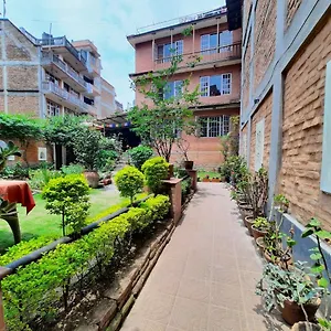 Pradhan House - With Garden Bhatgoan